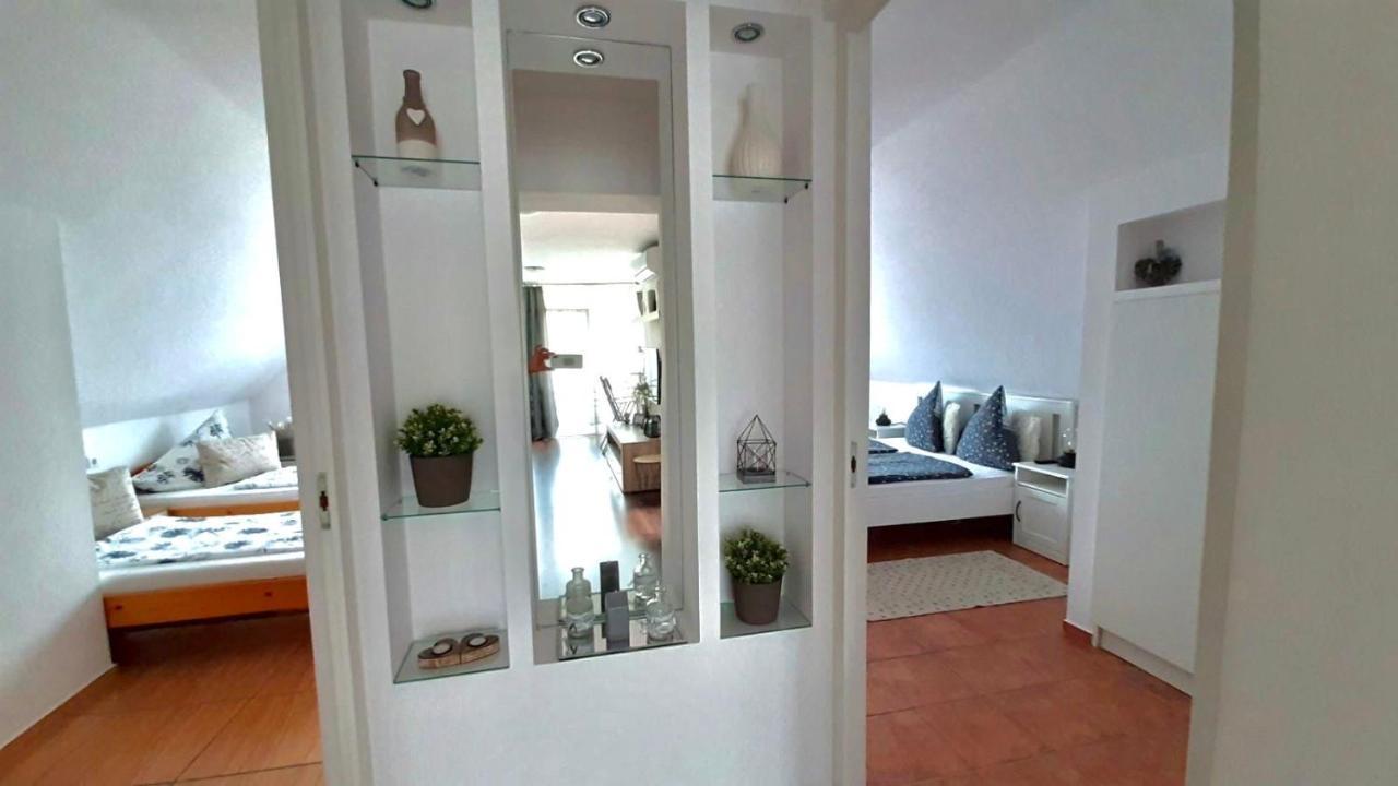 Munkacsy Apartmanok Balatonfenyves Extérieur photo