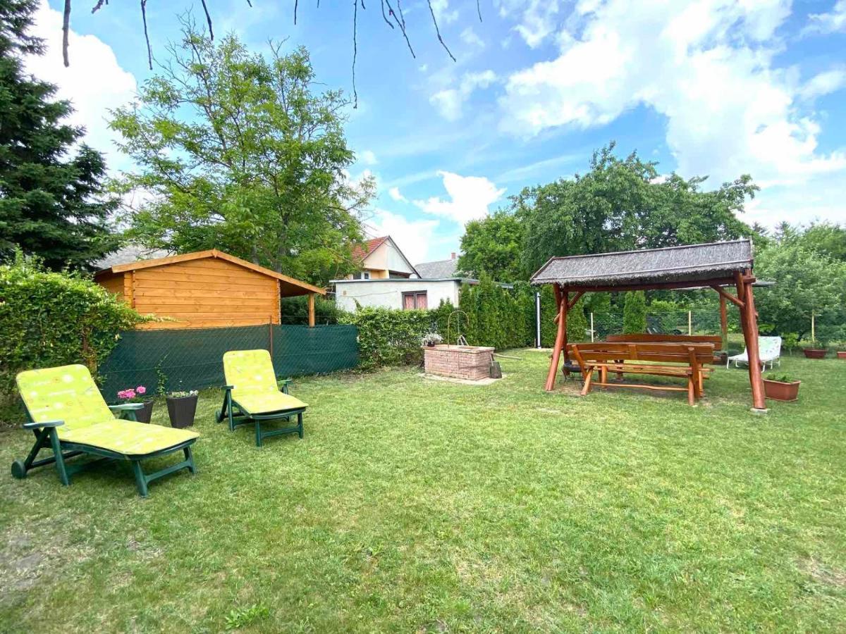 Munkacsy Apartmanok Balatonfenyves Extérieur photo