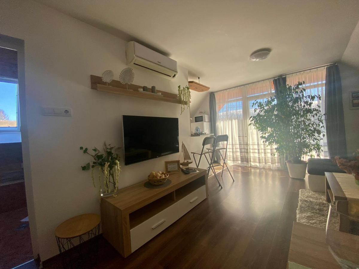 Munkacsy Apartmanok Balatonfenyves Extérieur photo